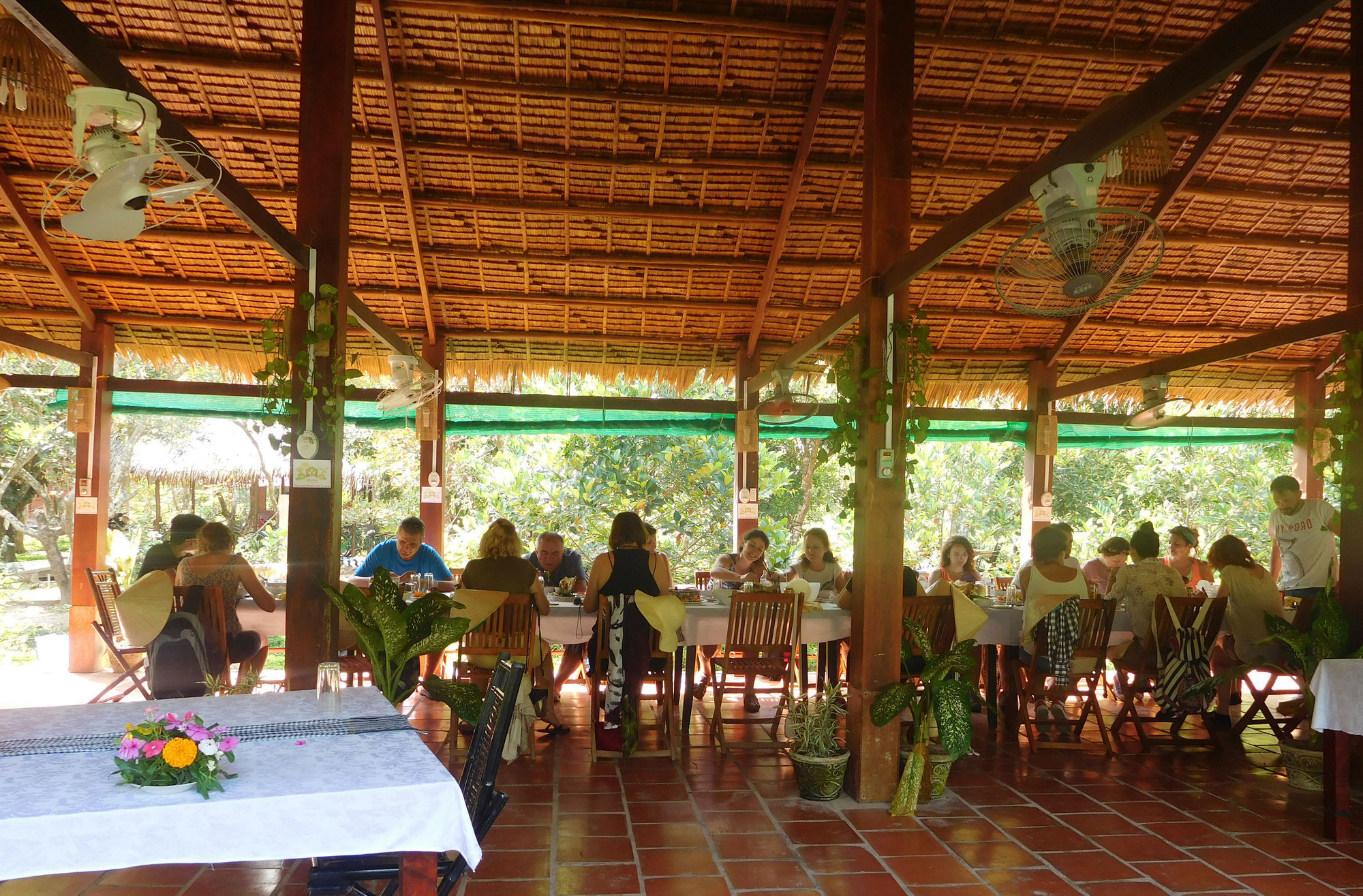 Mekong Ecolodge Cai Lay Exterior photo
